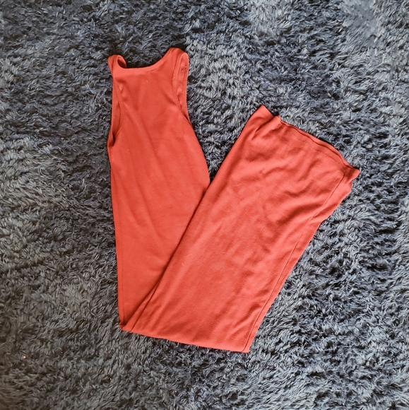 Long Red Ribbed Dress - Picture 5 of 6